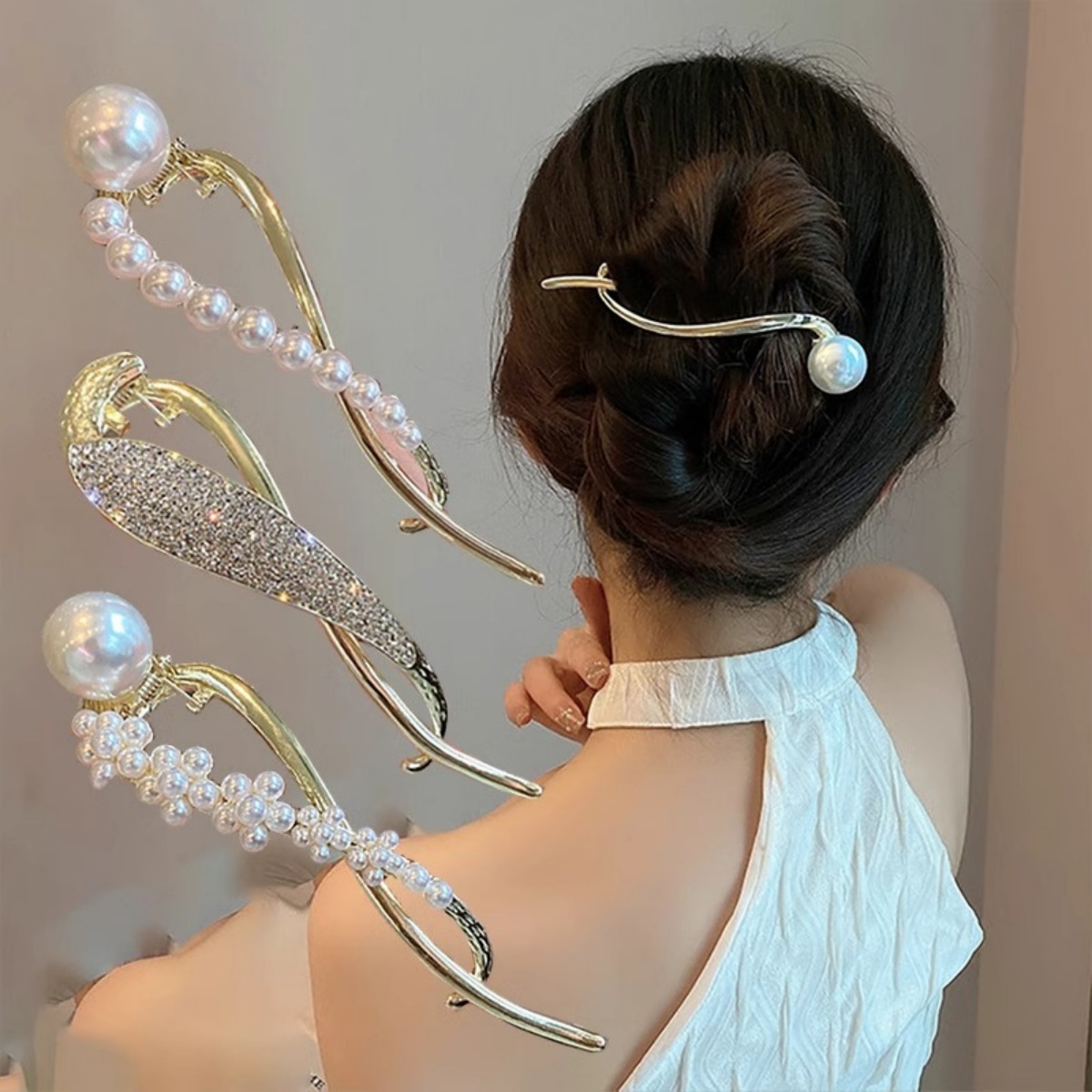 Korean Women Lifestyle - Elegant Glitter Pearl Hair Clip For