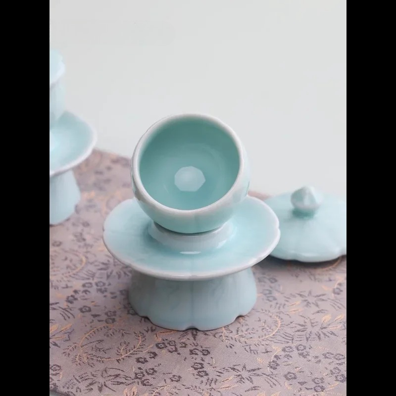 Celadon with Holy Water Cup Ce - Celadon Ceramic Cup recension och pris