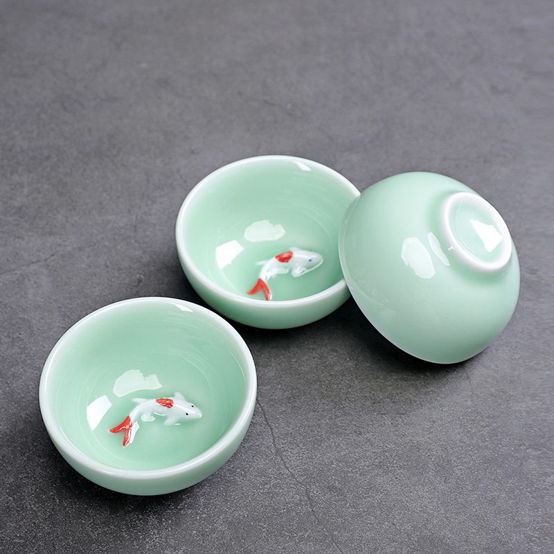 Celadon Fish Cute Teacup, Chin - Celadon Ceramic Cup recension och pris